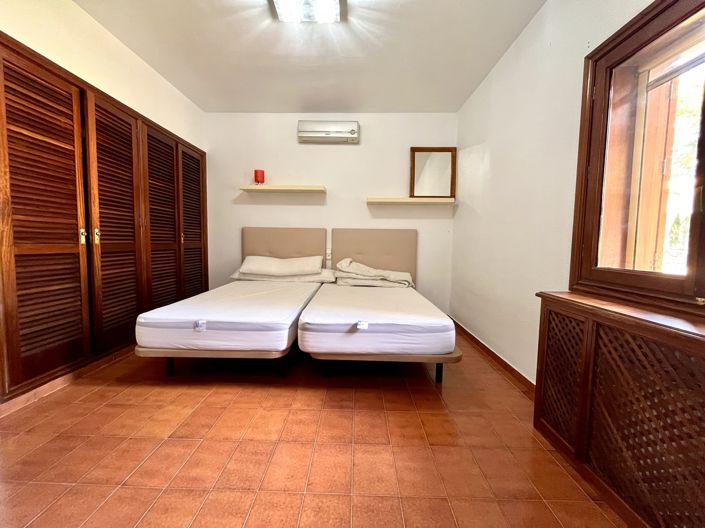 Image No.24-4 Bed Villa for sale