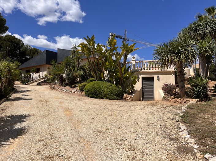 Image No.38-4 Bed Villa for sale