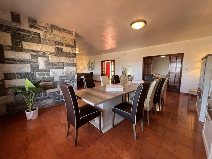 Image No.9-4 Bed Villa for sale