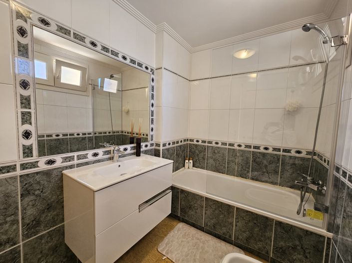 Image No.21-3 Bed Villa for sale