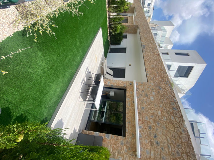 Image No.1-2 Bed Apartment for sale