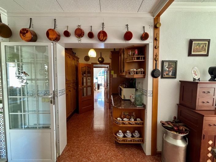 Image No.17-4 Bed Villa for sale