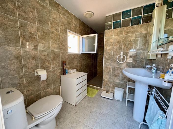 Image No.27-4 Bed Villa for sale