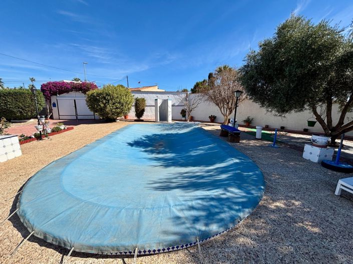 Image No.3-4 Bed Villa for sale