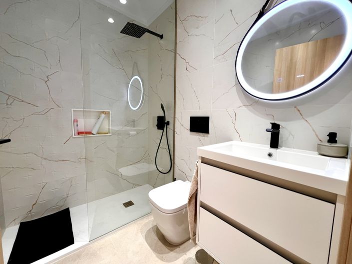 Image No.16-2 Bed Apartment for sale