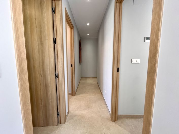 Image No.26-2 Bed Apartment for sale