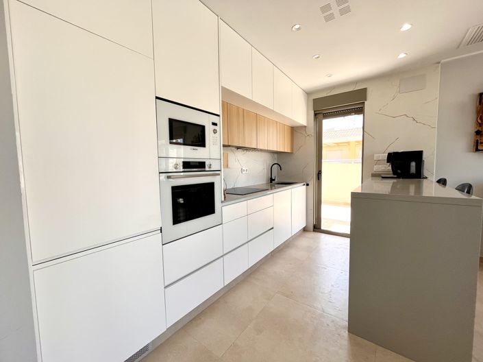 Image No.5-2 Bed Apartment for sale