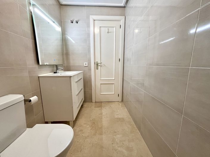 Image No.19-3 Bed Apartment for sale