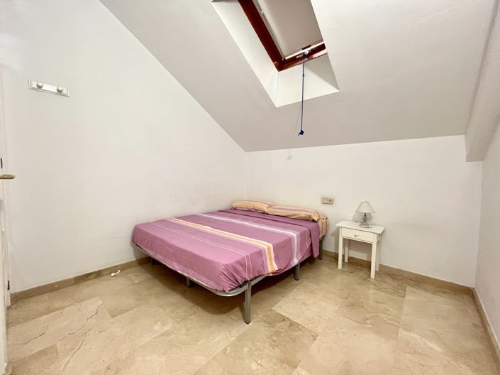 Image No.25-3 Bed Apartment for sale