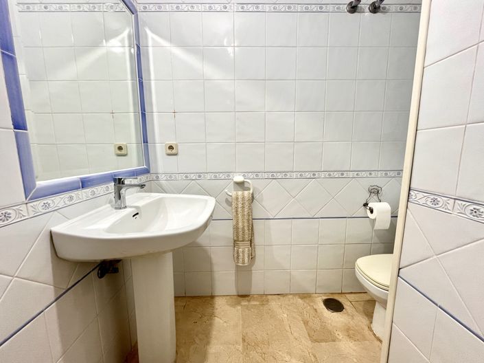 Image No.27-3 Bed Apartment for sale