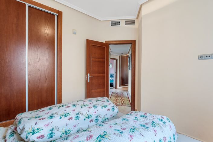 Image No.16-3 Bed Villa for sale