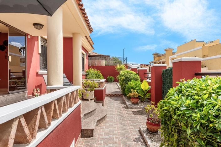 Image No.29-3 Bed Villa for sale