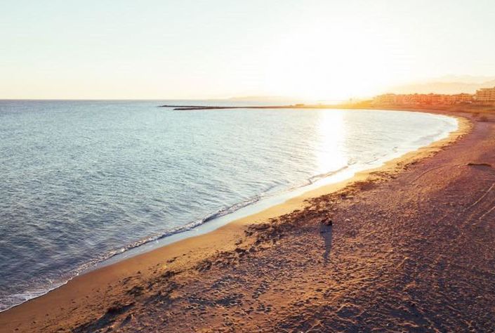 Image No.17-4 Bed Apartment for sale