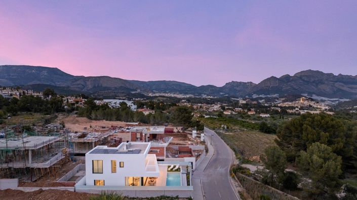 Image No.31-4 Bed Villa for sale