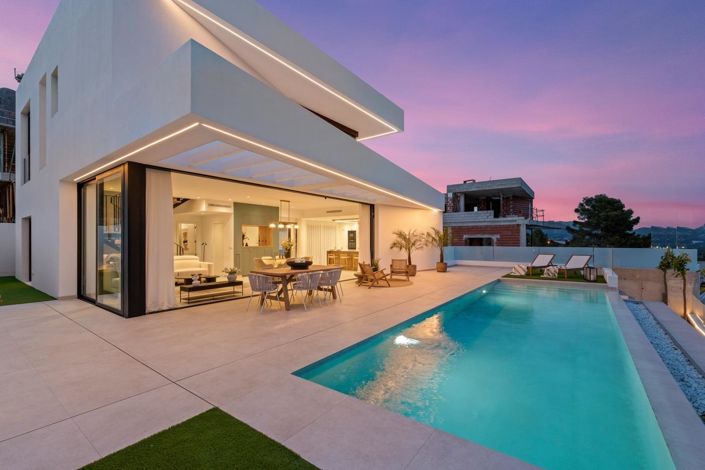 Image No.45-3 Bed Villa for sale