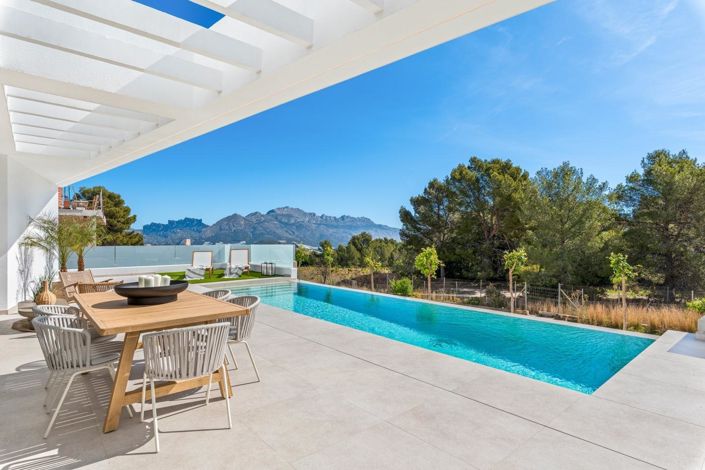Image No.7-3 Bed Villa for sale