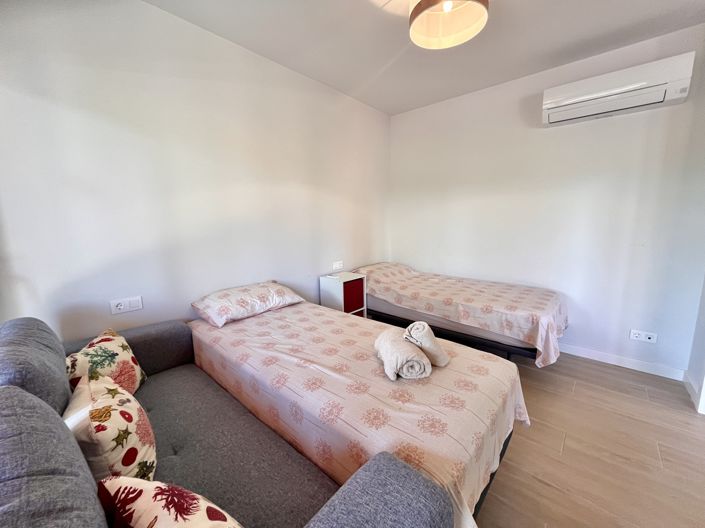 Image No.19-2 Bed Apartment for sale