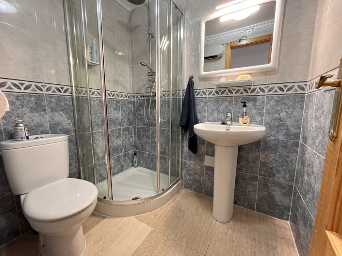 Image No.10-2 Bed Townhouse for sale