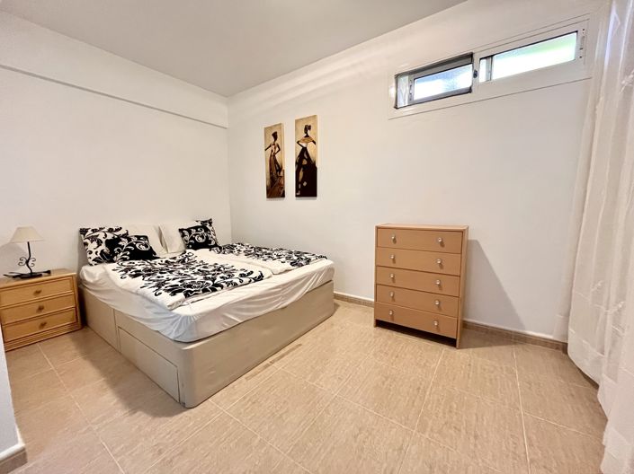 Image No.24-2 Bed Townhouse for sale