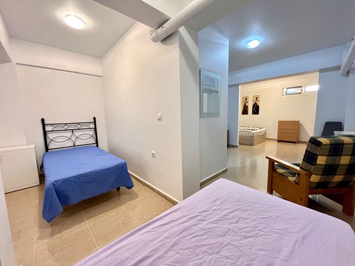 Image No.26-2 Bed Townhouse for sale