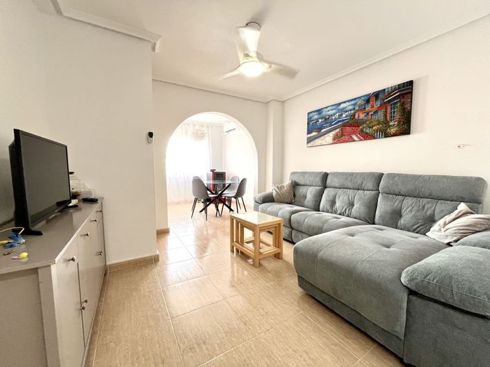 Image No.6-2 Bed Townhouse for sale