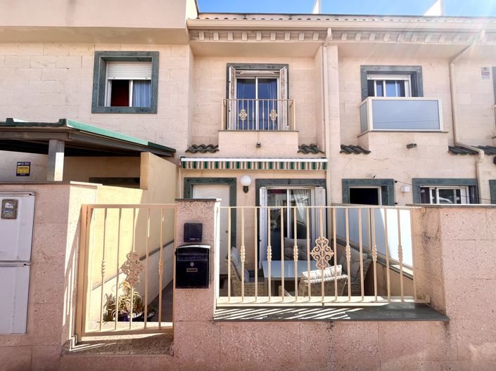 Image No.1-2 Bed Townhouse for sale