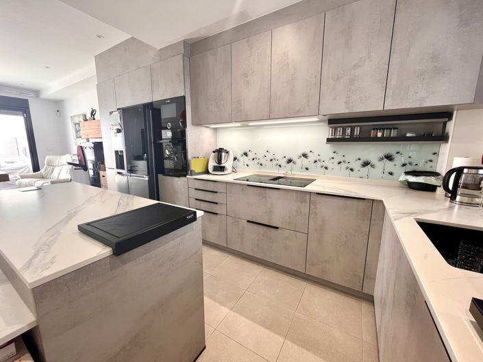 Image No.12-2 Bed Apartment for sale