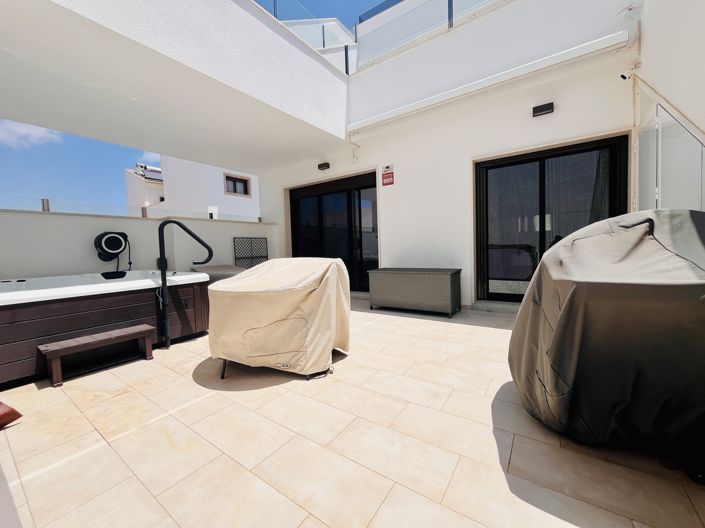 Image No.14-2 Bed Apartment for sale