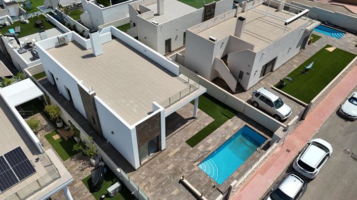 Image No.1-3 Bed Villa for sale