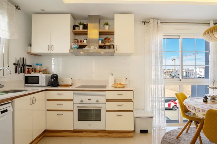 Image No.12-2 Bed Apartment for sale