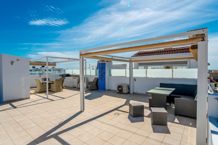 Image No.22-2 Bed Apartment for sale