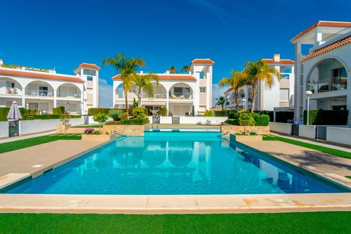 Image No.33-2 Bed Apartment for sale