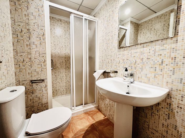 Image No.7-3 Bed Apartment for sale