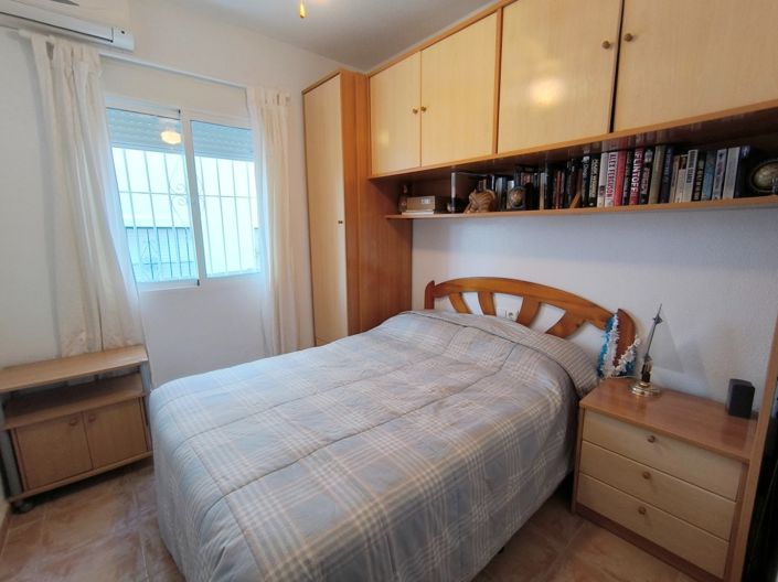 Image No.14-3 Bed Property for sale