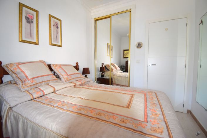 Image No.12-3 Bed Villa for sale