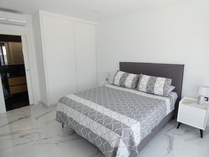 Image No.27-4 Bed Villa for sale