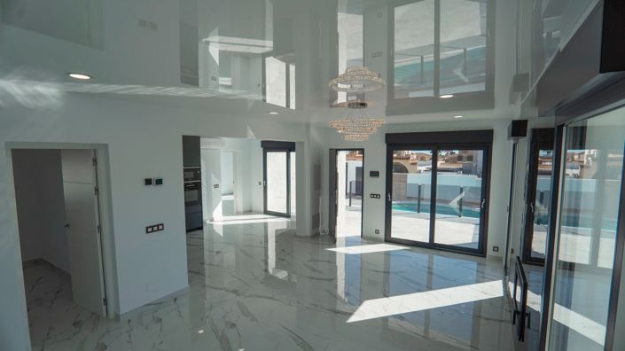 Image No.29-4 Bed Villa for sale