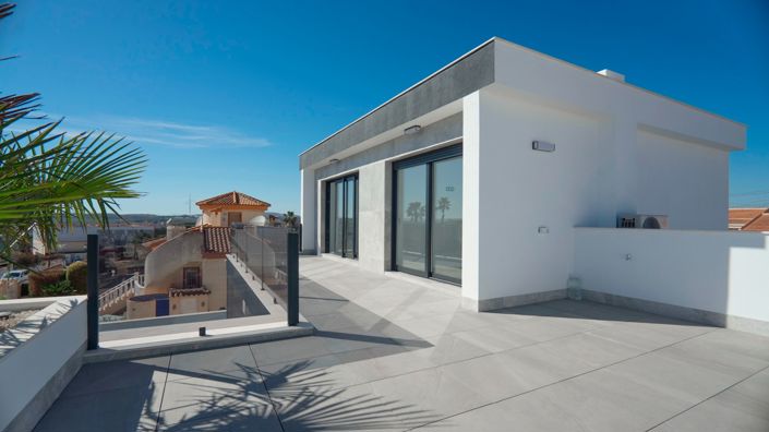 Image No.36-4 Bed Villa for sale