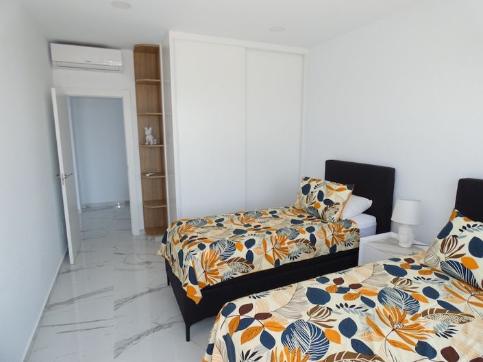 Image No.45-4 Bed Villa for sale