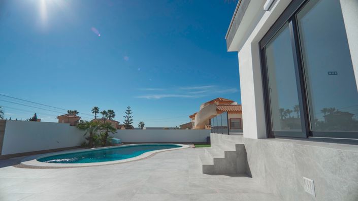 Image No.7-4 Bed Villa for sale