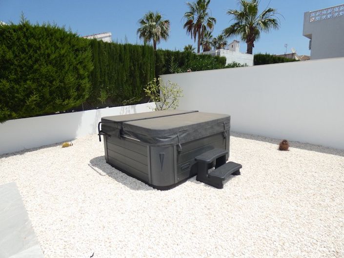 Image No.8-4 Bed Villa for sale