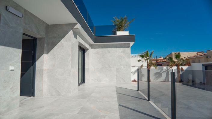 Image No.9-4 Bed Villa for sale