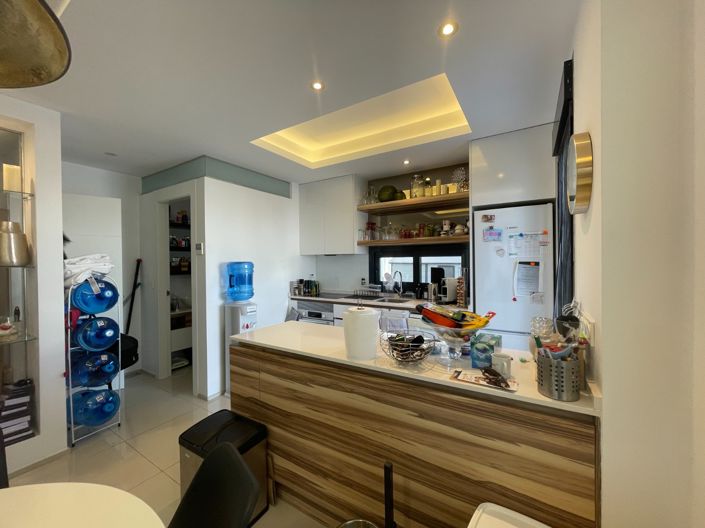 Image No.13-3 Bed Townhouse for sale