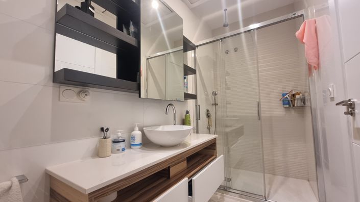 Image No.20-3 Bed Townhouse for sale