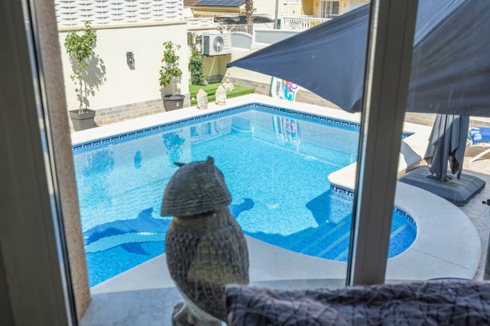 Image No.15-5 Bed Villa for sale