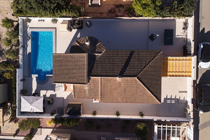 Image No.2-5 Bed Villa for sale