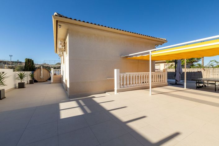 Image No.28-5 Bed Villa for sale