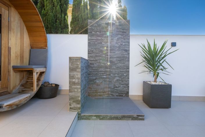 Image No.33-5 Bed Villa for sale