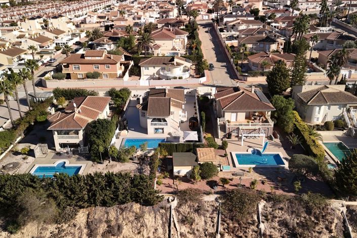 Image No.43-5 Bed Villa for sale