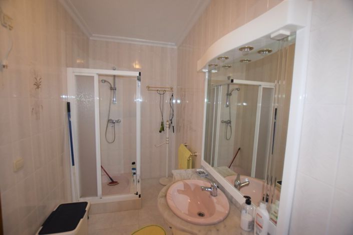 Image No.13-4 Bed Villa for sale